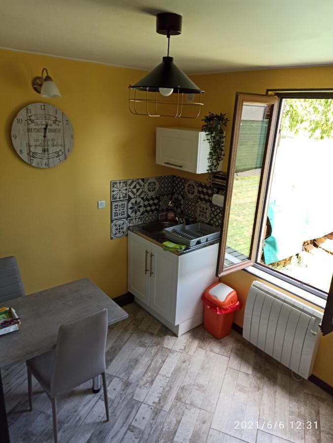 Tranquillite & Independance Au Coeur De La Sologne Pensionat Lamotte-Beuvron Exteriör bild