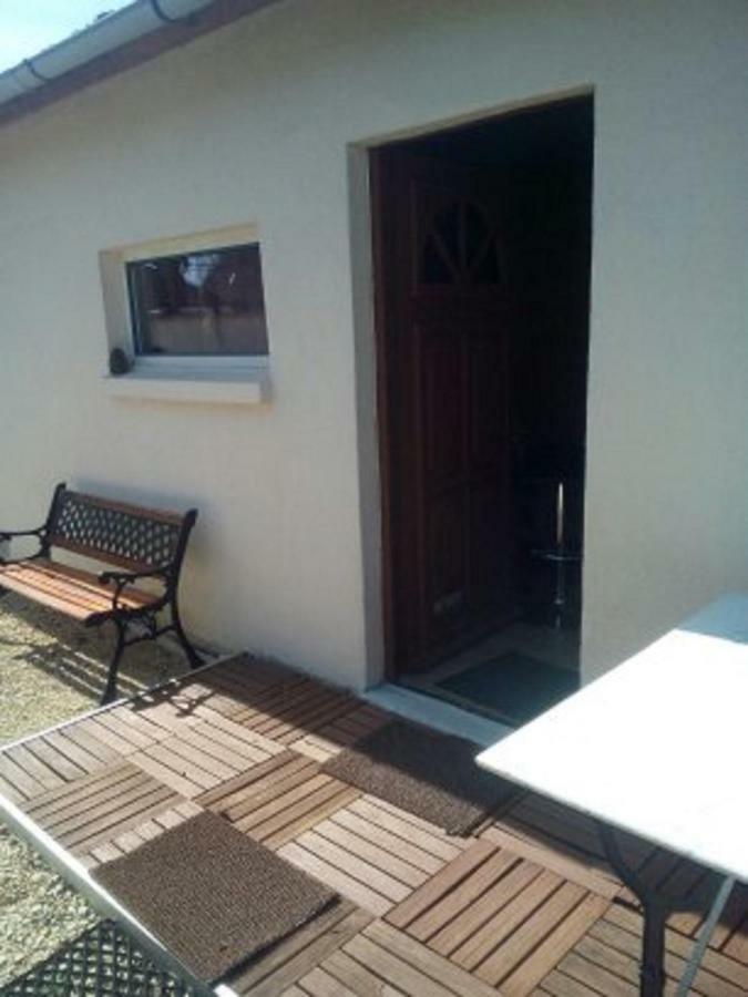 Tranquillite & Independance Au Coeur De La Sologne Pensionat Lamotte-Beuvron Exteriör bild
